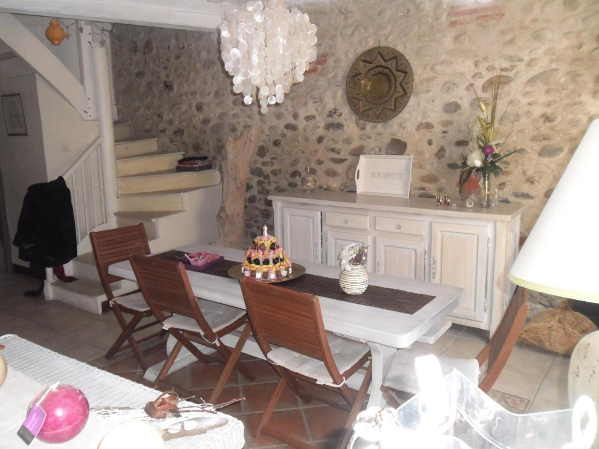 Holiday home Belle Maison De Caractere Dans Village Et Sa Piscine Privee 7 Pers- 3 - 12 Rue Emile Zola