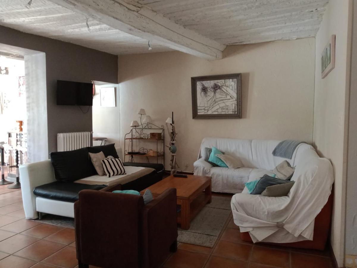 Belle Maison De Caractere Dans Village Et Sa Piscine Privee 7 Pers- 3 - 12 Rue Emile Zola Holiday home Millas