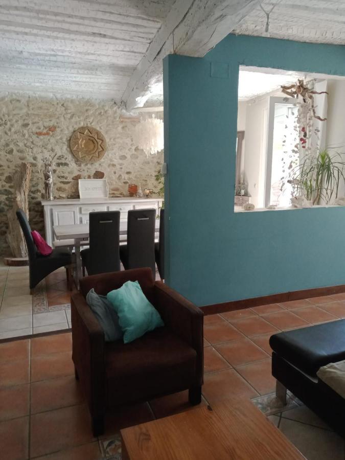 Belle Maison De Caractere Dans Village Et Sa Piscine Privee 7 Pers- 3 - 12 Rue Emile Zola Holiday home *