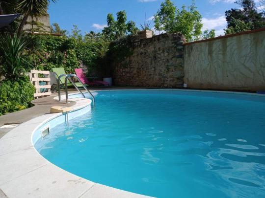 Belle Maison De Caractere Dans Village Et Sa Piscine Privee 7 Pers- 3 - 12 Rue Emile Zola Holiday home *
